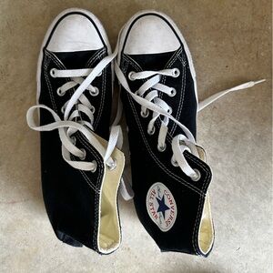 Black high top converse